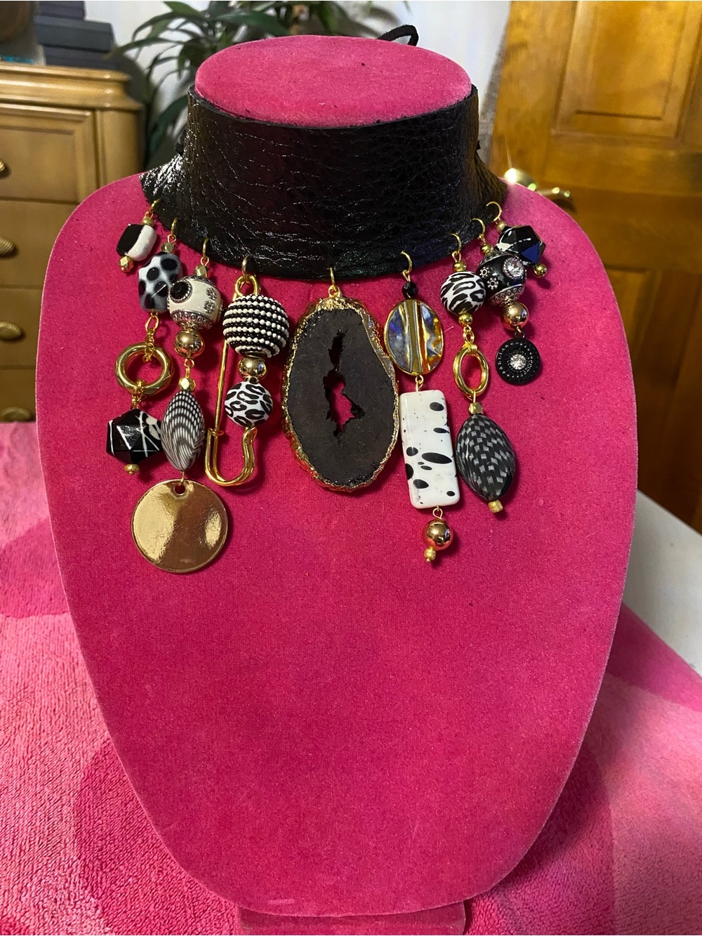 Leopard Print Statement Choker Necklace with Gold and Black Charms - Picture 4 of 12
